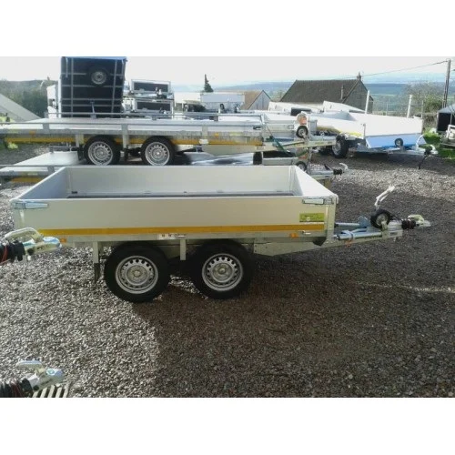 Eduard Plattformanhänger 256×150, Bordwände 30 cm, zGG 2.000 kg