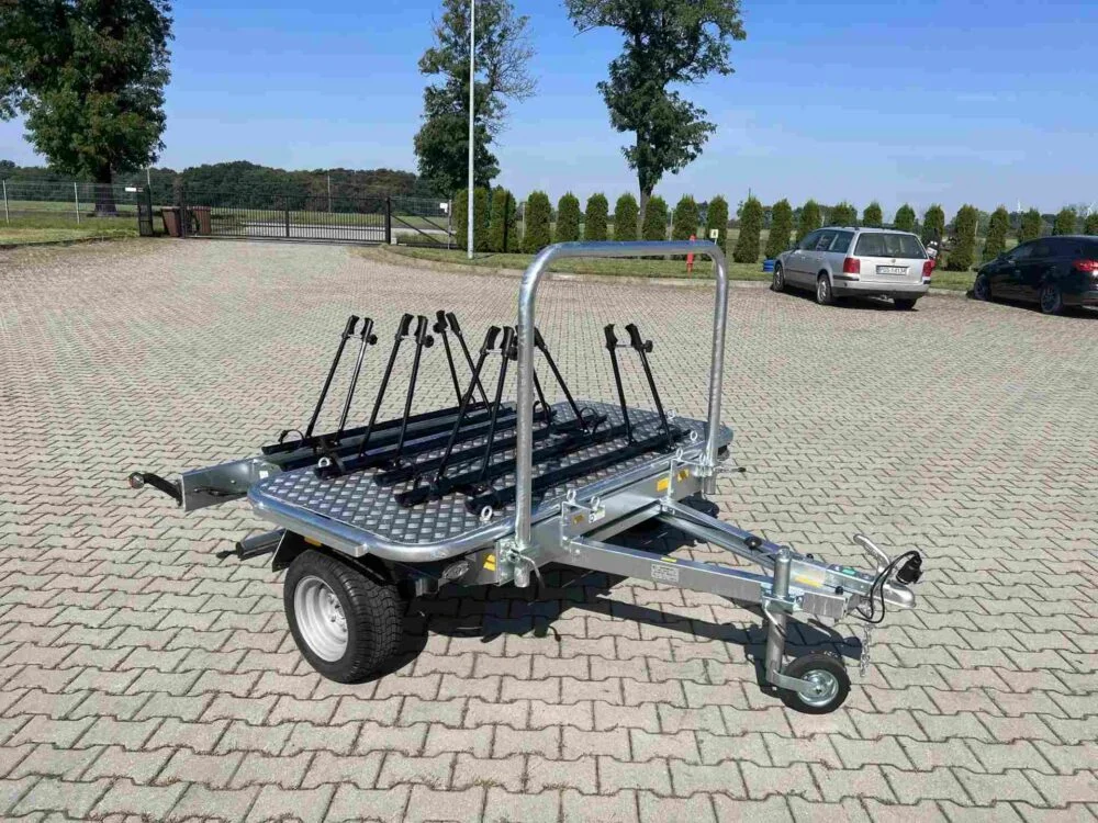 Quer montierter Motorradanhänger für Wohnmobil – Bild 2